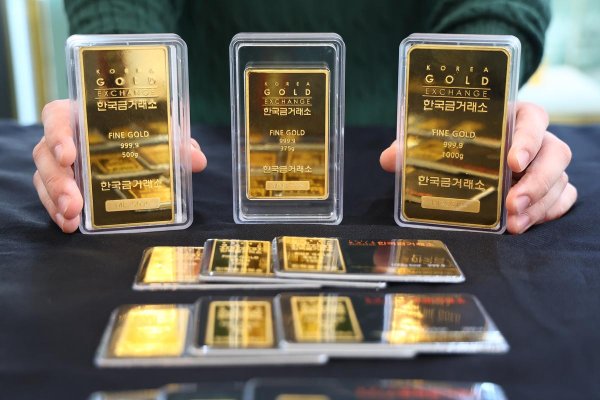 富明配资 黄金价格持续攀升，普通人需警惕三大投资雷区